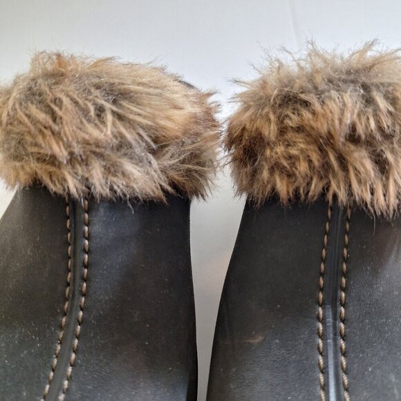 Crocs Womens Cobbler Nubuck Shoes Women 8 - Picture 2 of 8